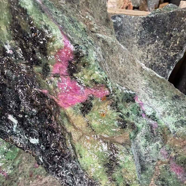 その他 Ruby ROCK II DYED 370 Ct Natural African Red Ruby Rock Uncut Rough Certified